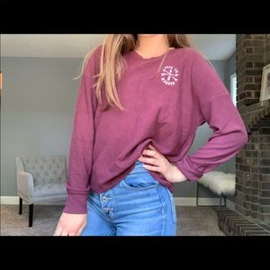 Sweater/Long sleeve shirt